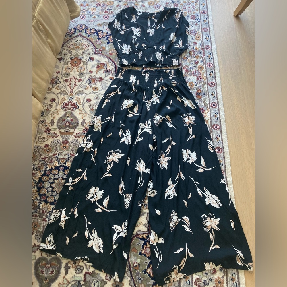 Free People Black Floral Jumpsuit in mint condition